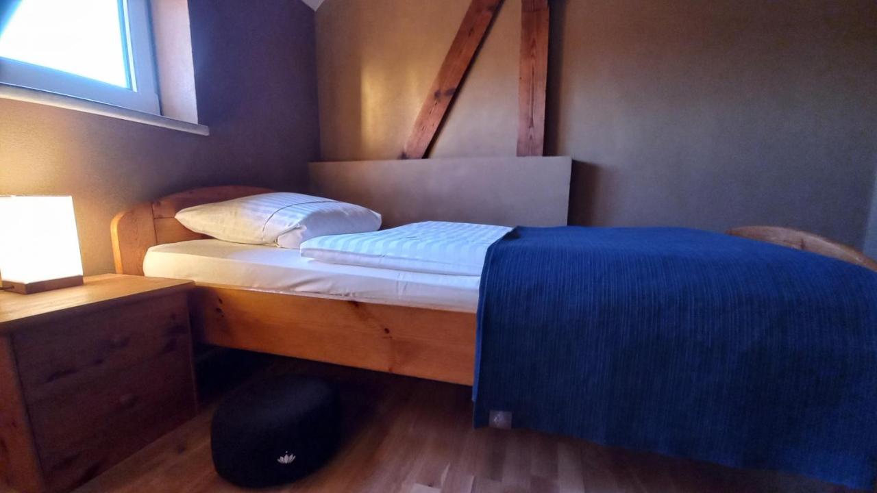 Triskele Haus - Oekologisches Gaestehaus Der Heilstaette Strelitz نوستريليتز المظهر الخارجي الصورة
